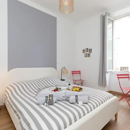 Apartment 2 Apartment, Near The Sea And Local Market Cannes
